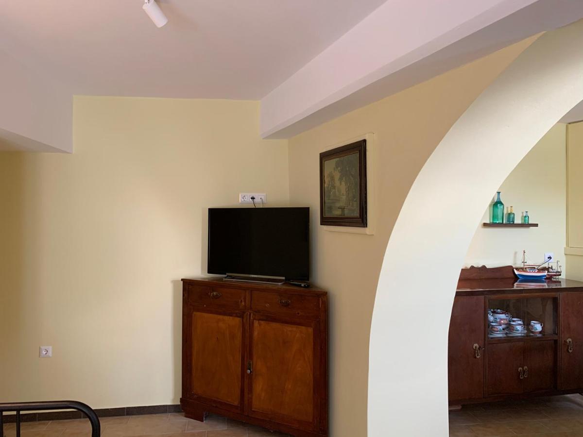 Captain'S House Plaka Milosヴィラ エクステリア 写真
